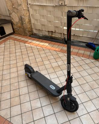 Monopattino Xiaomi Electric Scooter 5 Pro Black