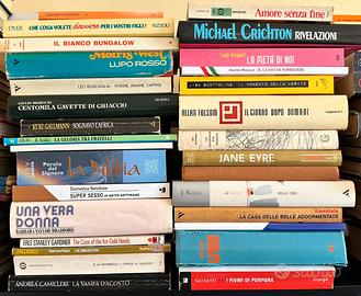 Lotto stock 30 libri