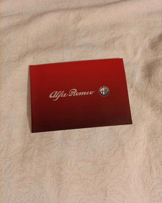 Libretto / Brochure Alfa Romeo -Storia delle corse