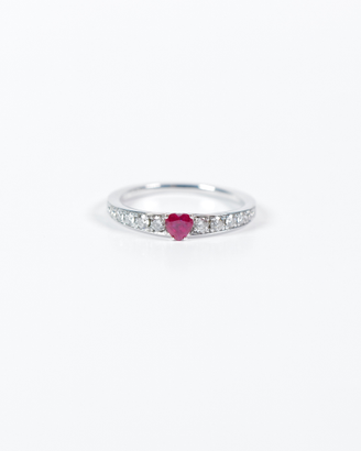 Anello cuore rubino con diamanti