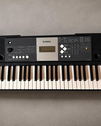 Pianola Yamaha YPT-230