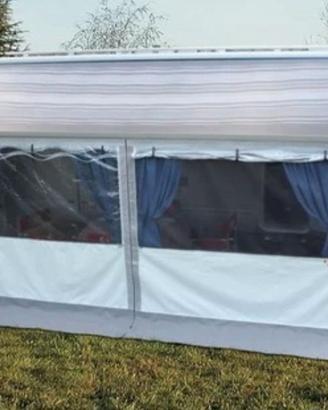 Veranda camper