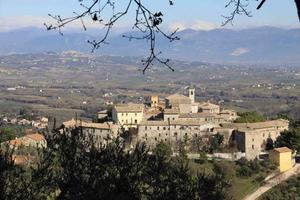 Terreno di 1000 m² a Giano dell'Umbria