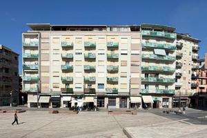 3 LOCALI A COSENZA