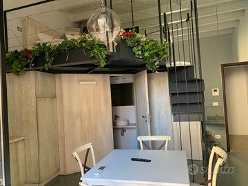 Appartamento monolocale soppalcato con terrazzo