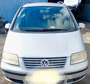 Volkswagen Sharan ricambi usati 