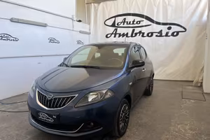 Lancia Ypsilon 1.2 Ecochic Gpl 69cv TUA DA 15...