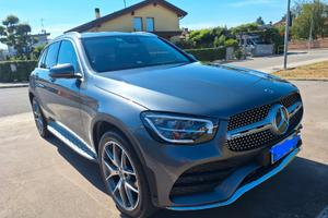 MERCEDES GLC 220 PREMIUM PLUS AMG
