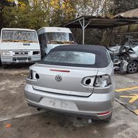 VOLKSWAGEN GOLF CABRIO DEL 2012 PER RICAMBI