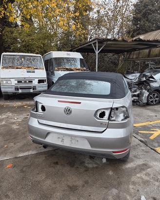 VOLKSWAGEN GOLF CABRIO DEL 2012 PER RICAMBI