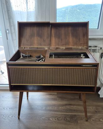 Grammofono fine anni 60