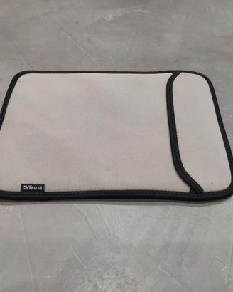 Pratica custodia in neoprene per tablet 10 pollici
