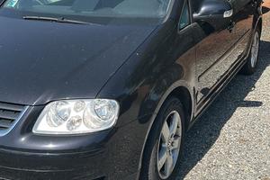 Touran 7posti cambio automatico