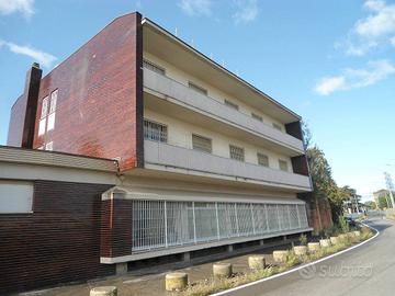 Immobile di 1200 m² con più di 5 locali a Bologna