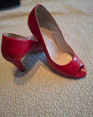 decollete rossa in vernice numero 37