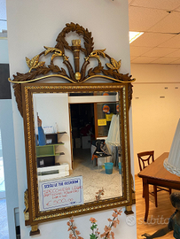 Specchiera in legno particolari in oro