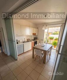 Appartamento in villa con mansarda a Giarre