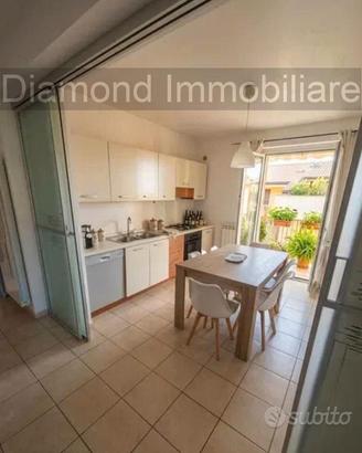 Appartamento in villa con mansarda a Giarre