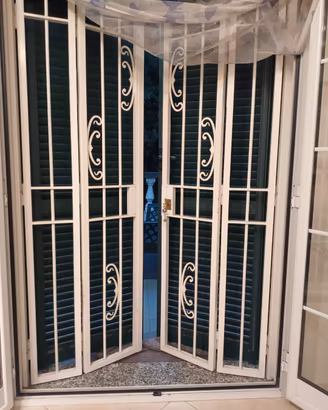 cancello in ferro con serratura 