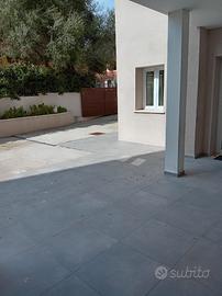 Quadrilocale indipendente 3 camere 2 bagni classeA