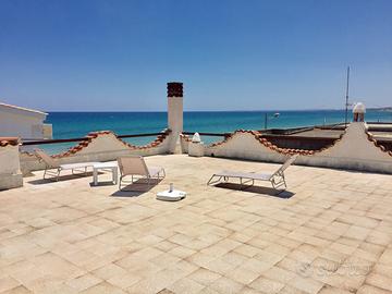 Fronte spiaggia lido di Noto