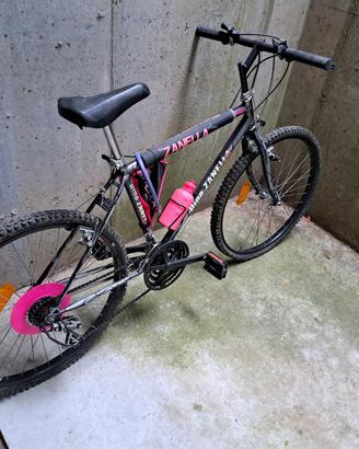 BICICLETTA MTB
