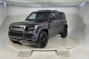Land Rover Defender P635 AWD AT OCTA