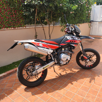 Moto Beta Motard 125 rr 4t