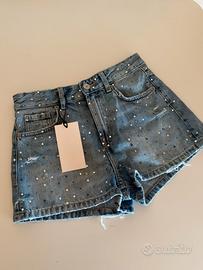 Pantaloncini di jeans Zara