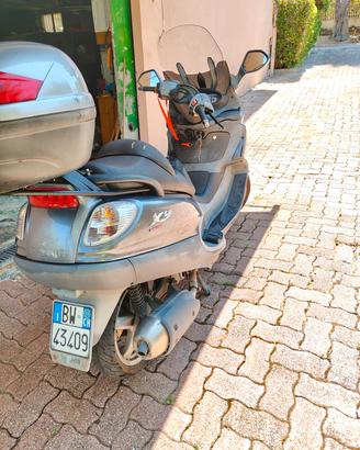 piaggio x9 200