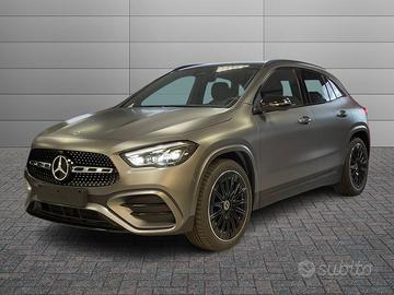 MERCEDES-BENZ GLA 200 d Automatic 4MATIC