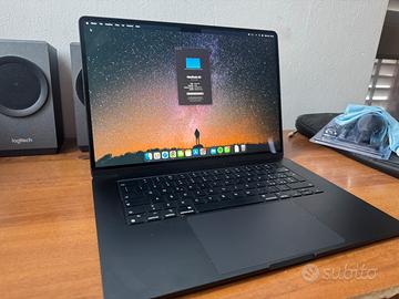 Macbook air 15”, M2