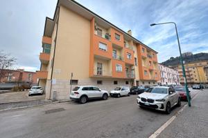 Via Jezza-145mq con cantina, soffitta e posto auto