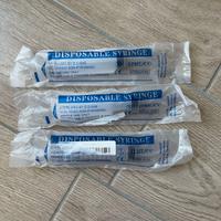 Siringa per pulizia dentale.