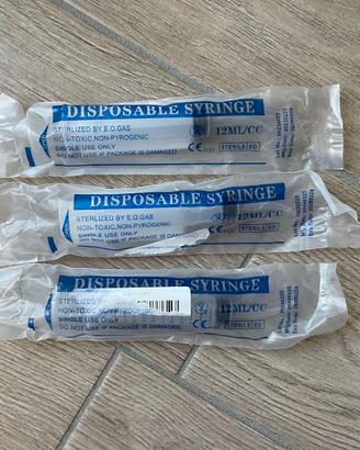 Siringa per pulizia dentale.