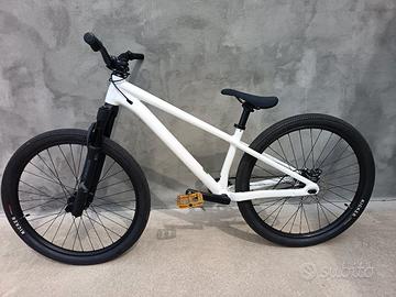 MTB DIRT SPECIALIZED P3