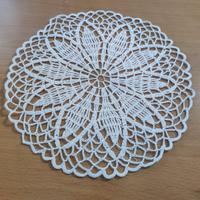 Centrini all’uncinetto fatti a mano 24 cm radiale