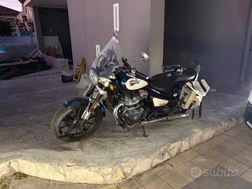 Royal Enfield Super meteor 650