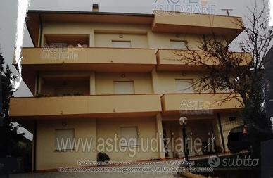 Villa o villino Osimo [A4311435]