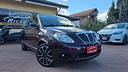 lancia-ypsilon-1-2-oro-bianco