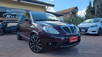 Lancia Ypsilon 1.2 Oro Bianco