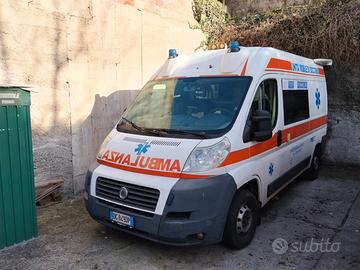 Ambulanza Fiat Ducato