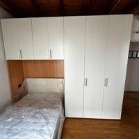 Camera con armadio a ponte