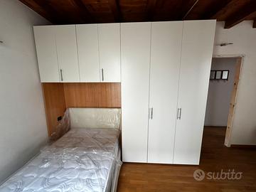 Camera con armadio a ponte