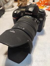 Macchina fotografica Nikon D70
