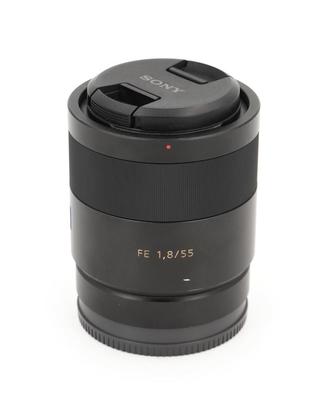 Sony FE 55mm f/1.8 ZA Sonnar T*