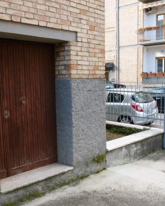 Locale garage x bici - moto - deposito piano terra