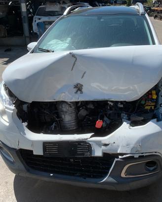 PEUGEOT 2008 1.4 D - ANNO 2015 - PER RICAMBI