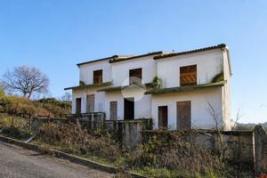 VILLA A SCHIERA A POTENZA PICENA