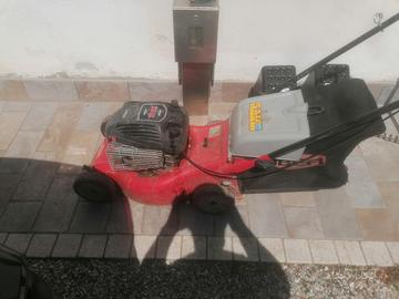 macchinetta taglia erba